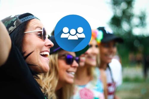8 tips för att få med din kompis på festival